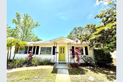 7228 6th Avenue N, Saint Petersburg, FL 33710 - Photo 1