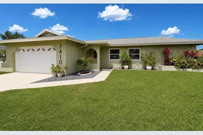 7410 13th Avenue W, Bradenton, FL 34209 - Photo 1