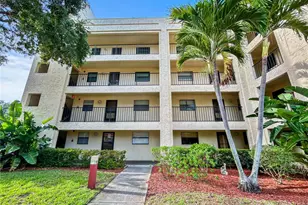 11485 Oakhurst Rd, Largo, FL 33774 - Photo 1