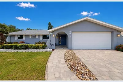 6316 Jamaica Circle E #E, Apollo Beach, FL 33572 - Photo 1