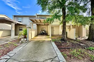 5216 Tennis Ct Cir, Tampa, FL 33617 - Photo 1