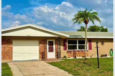 8201 120th Street, Seminole, FL 33772 - Photo 1
