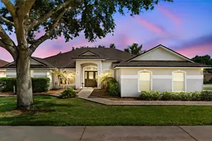 180 Compass Rose Dr, Groveland, FL 34736 - Photo 1