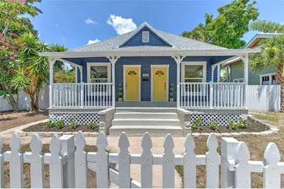 808 7th Street N, Saint Petersburg, FL 33701 - Photo 1