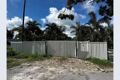 715 Smith Street, Clearwater, FL 33756 - Photo 1