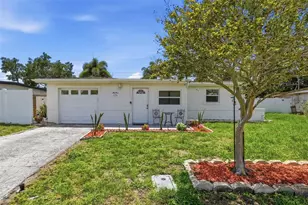 12094 106th St, Largo, FL 33773 - Photo 1