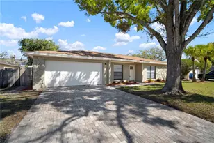 1218 Lornewood Dr, Valrico, FL 33596 - Photo 1