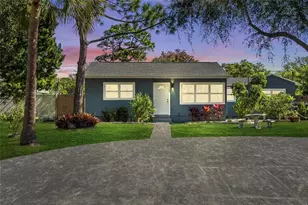 1308 60th St S, Gulfport, FL 33707 - Photo 1