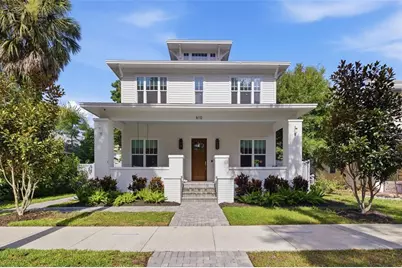 610 5th Street N, Saint Petersburg, FL 33701 - Photo 1