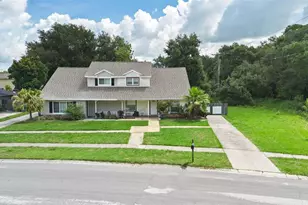 16205 Copperfield Dr, Tampa, FL 33618 - Photo 1