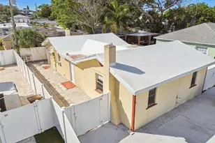 223 148th Ave E, Madeira Beach, FL 33708 - Photo 1