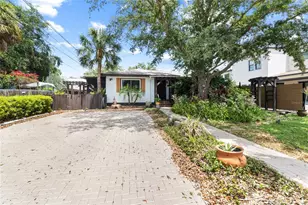 2820 53rd St S, Gulfport, FL 33707 - Photo 1