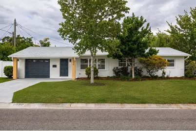 2070 55th Street N, Saint Petersburg, FL 33710 - Photo 1