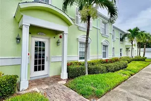 5111 Coquina Key Dr SE, Saint Petersburg, FL 33705 - Photo 1