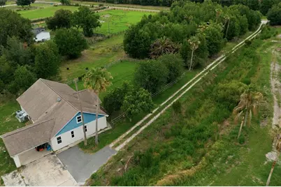 7309 Quail Meadow Road, Plant City, FL 33565 - Photo 1