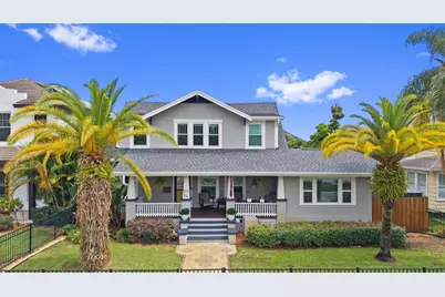 215 9th Avenue NE, Saint Petersburg, FL 33701 - Photo 1