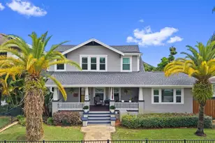 215 9th Ave NE, Saint Petersburg, FL 33701 - Photo 1