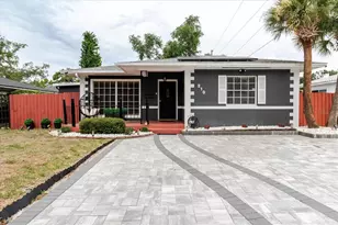 210 49th Street N, Saint Petersburg, FL 33710 - Photo 1