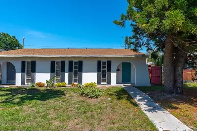 1720 53rd Street S, Gulfport, FL 33707 - Photo 1