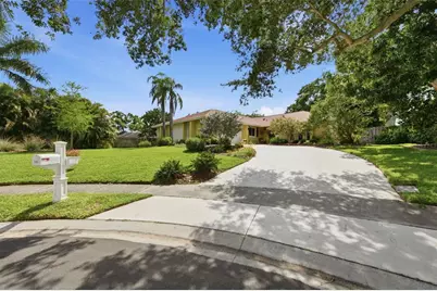 709 Grovewood Lane, Largo, FL 33770 - Photo 1