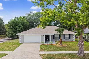 28353 Tanglewood Dr, Wesley Chapel, FL 33543 - Photo 1