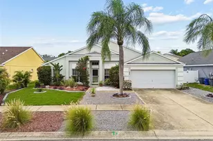 923 Hunter Ln, Tarpon Springs, FL 34689 - Photo 1