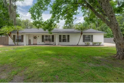 608 Sunset Lane, Lutz, FL 33549 - Photo 1