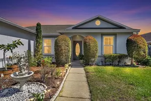707 Cypress Park Ave, Tarpon Springs, FL 34689 - Photo 1