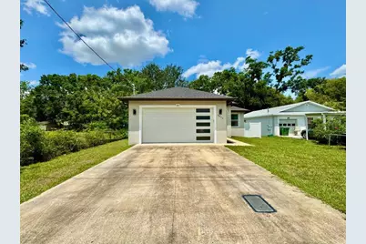 8424 N Packwood Avenue, Tampa, FL 33604 - Photo 1