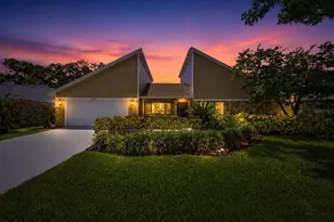 14207 Ashburn Pl, Tampa, FL 33624 - Photo 1