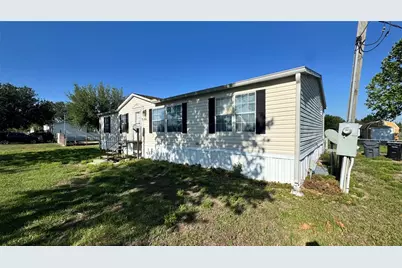320 Cesara Drive, Mulberry, FL 33860 - Photo 1