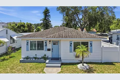 646 38th Avenue N, Saint Petersburg, FL 33704 - Photo 1