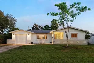 4390 20th Ave N, Saint Petersburg, FL 33713 - Photo 1