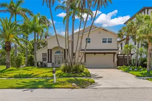 819 Bay Esplanade, Clearwater Beach, FL 33767 - Photo 1