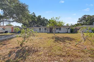 4113 Prudence Dr, Sarasota, FL 34235 - Photo 1