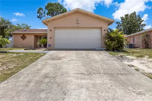 914 Carlton Rd, Tarpon Springs, FL 34689 - Photo 1