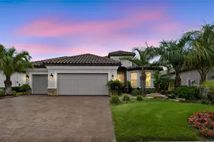 29306 Ginnetto Dr, Wesley Chapel, FL 33543 - Photo 1