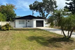 1842 Maryland Ave NE, Saint Petersburg, FL 33703 - Photo 1