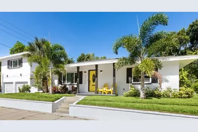 2120 1st Street N, Saint Petersburg, FL 33704 - Photo 1