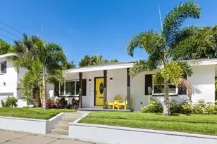 2120 1st St N, Saint Petersburg, FL 33704 - Photo 1