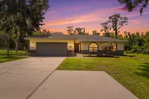 8636 Oakwood Dr, Lakeland, FL 33810 - Photo 1