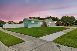 6035 19th St NE, Saint Petersburg, FL 33703 - Photo 1