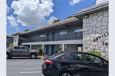 1260 70th Street N #2, Saint Petersburg, FL 33710 - Photo 1