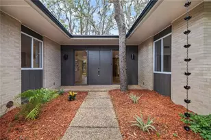 426 Fern Cliff Ave, Tampa, FL 33617 - Photo 1