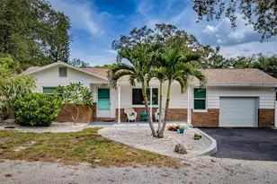 412 Pennsylvania Ave, Palm Harbor, FL 34683 - Photo 1