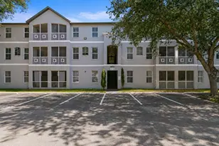 5039 Sunridge Palms Dr, Tampa, FL 33617 - Photo 1