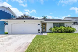 5701 Denver St NE, Saint Petersburg, FL 33703 - Photo 1