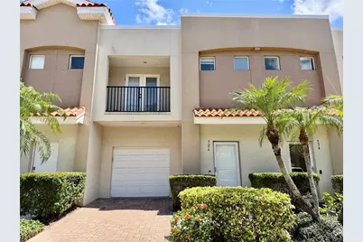 526 101st Avenue N, Saint Petersburg, FL 33702 - Photo 1