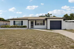 104 E Grapefruit Cir, Clearwater, FL 33759 - Photo 1