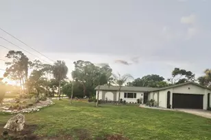 2235 Anastasia Wy S, Saint Petersburg, FL 33712 - Photo 1